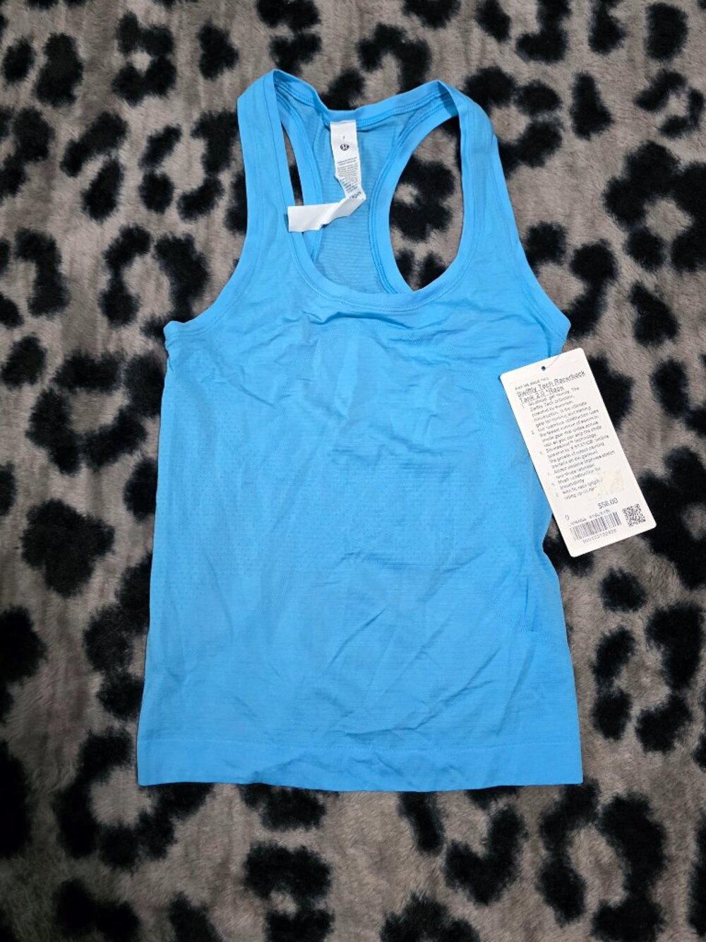 Lululemon tank